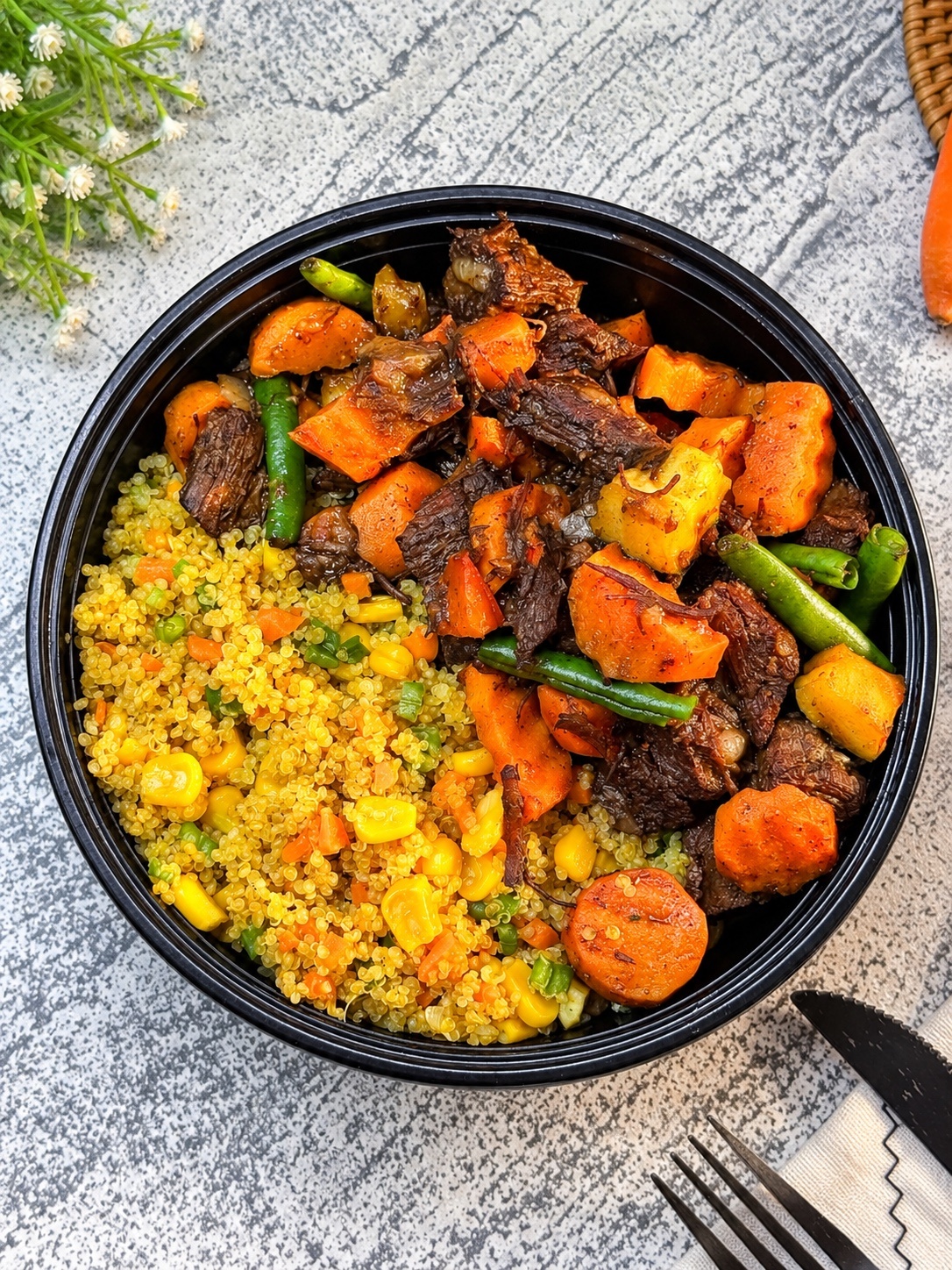 Stir fry quinoa & braised beef sauce